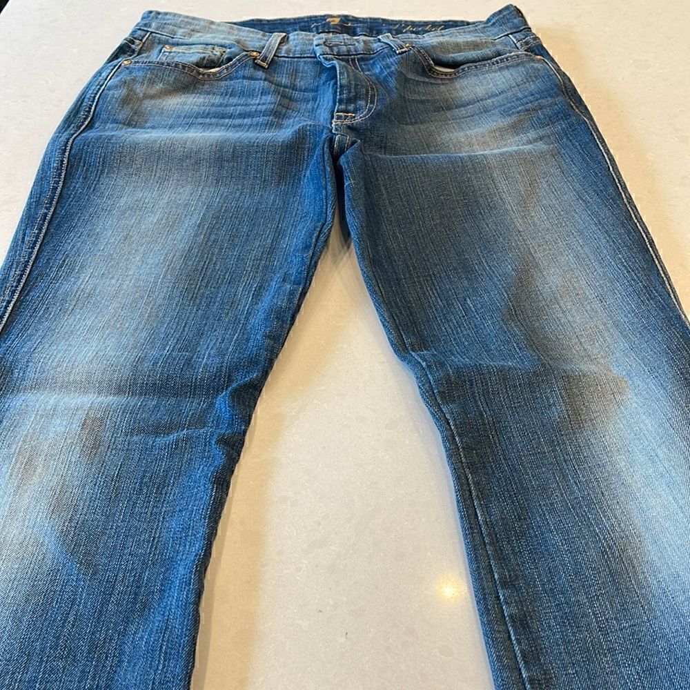 7 for all mankind, A pocket women’s jeans size 31, great shape, slight flare.